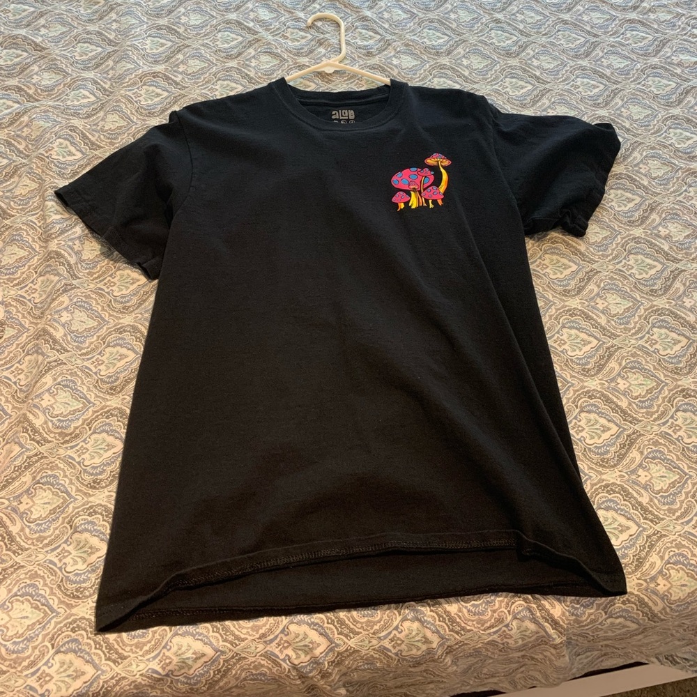 Mushroom graphic tee